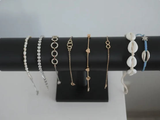 Soporte Exhibidor de Pulseras y Relojes "Estilo T"